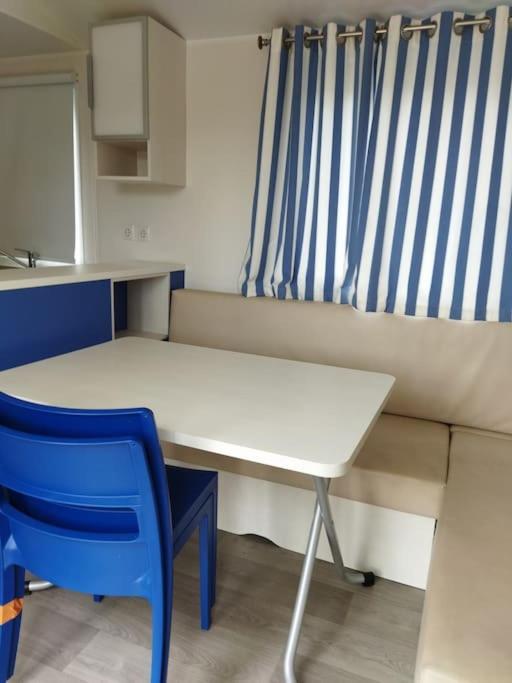 Mobile Home Saint-Christol-les-Ales Экстерьер фото